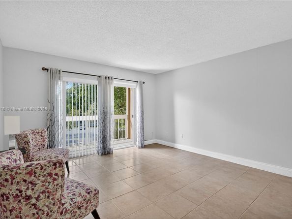 8103 Camino Real 307, Miami FL 33143