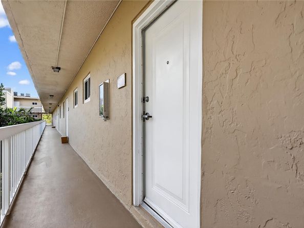 8103 Camino Real 307, Miami FL 33143