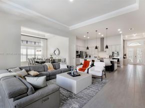 8022 Deer Lake Ct, Parkland FL 33067