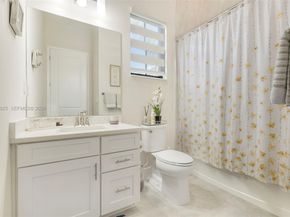 8022 Deer Lake Ct, Parkland FL 33067