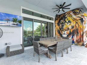 8022 Deer Lake Ct, Parkland FL 33067
