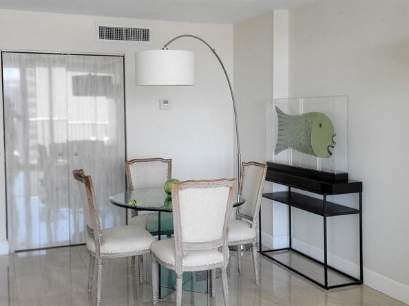 2655 Collins Ave 1906, Miami Beach FL 33140