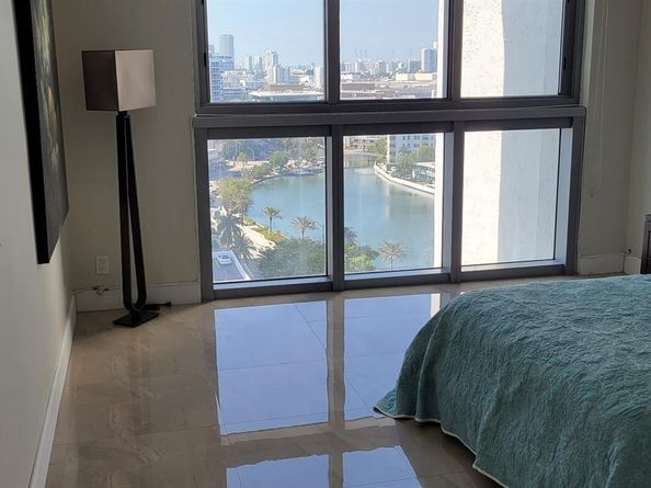 2655 Collins Ave 1906, Miami Beach FL 33140