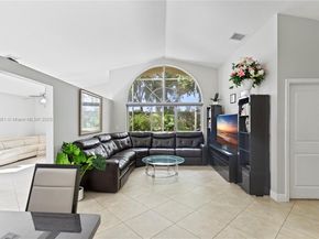 18255 NW 21st St, Pembroke Pines FL 33029