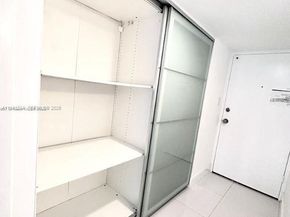 100 Lincoln Rd 526, Miami Beach FL 33139