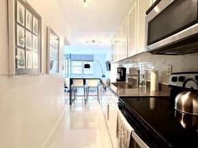 100 Lincoln Rd 526, Miami Beach FL 33139