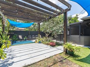 3410 N 72nd Ter, Hollywood FL 33024