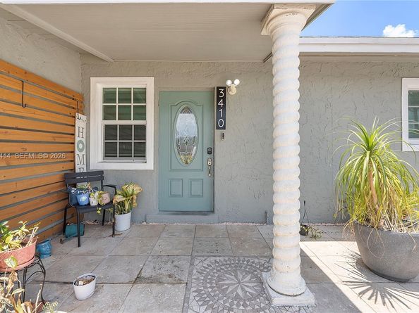 3410 N 72nd Ter, Hollywood FL 33024