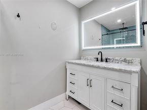 3410 N 72nd Ter, Hollywood FL 33024