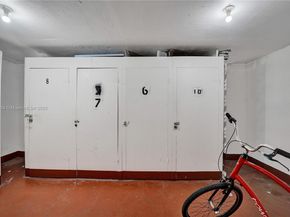 1811 Jefferson St 606, Hollywood FL 33020