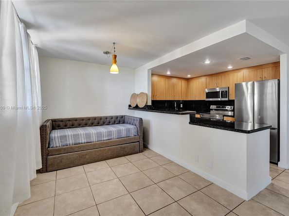 1811 Jefferson St 606, Hollywood FL 33020