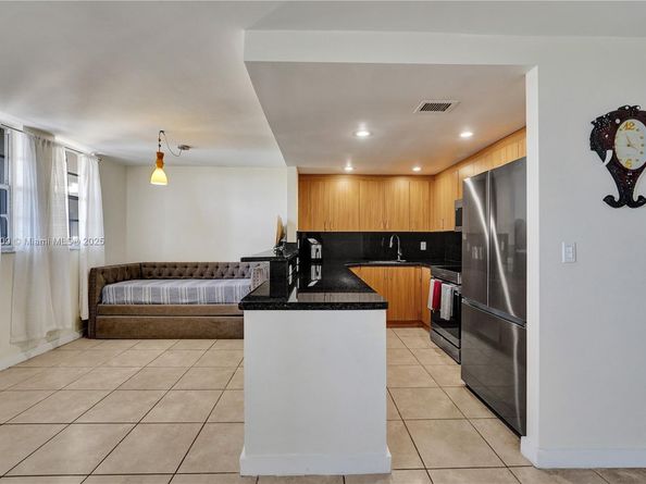 1811 Jefferson St 606, Hollywood FL 33020