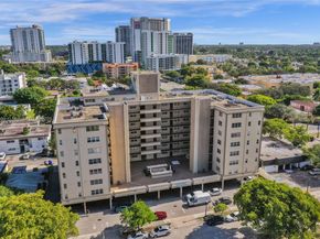 1811 Jefferson St 606, Hollywood FL 33020