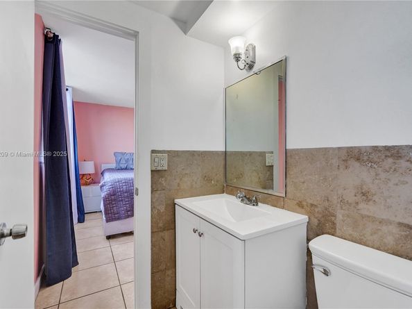 1811 Jefferson St 606, Hollywood FL 33020