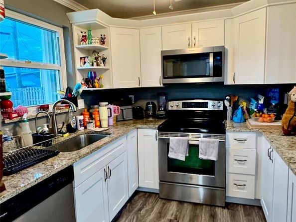 841 NE 59th St, Oakland Park FL 33334