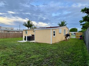 841 NE 59th St, Oakland Park FL 33334