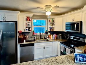 841 NE 59th St, Oakland Park FL 33334