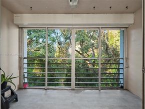 9440 Live Oak Pl 404, Davie FL 33324