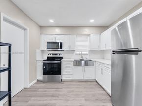 608 NW 9th St, Hallandale Beach FL 33009