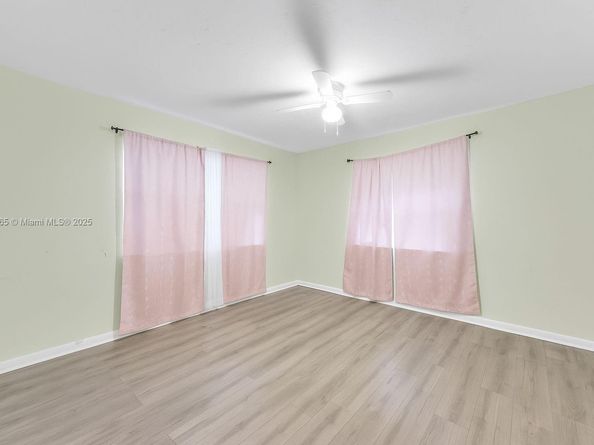 608 NW 9th St, Hallandale Beach FL 33009