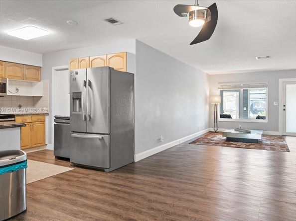 3751 NE 16th Ave, Pompano Beach FL 33064
