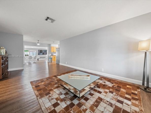 3751 NE 16th Ave, Pompano Beach FL 33064