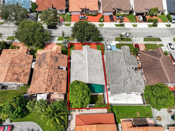 8790 NW 142nd St, Miami Lakes FL 33018