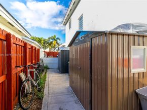 3176 NE 4 Street, Homestead FL 33033