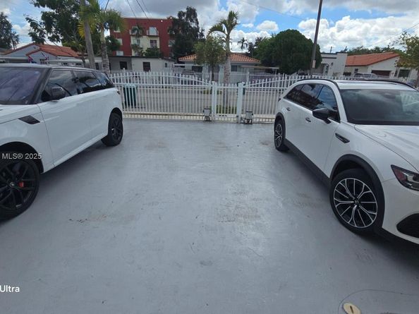 260 NW 57th Ct, Miami FL 33126