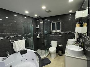 260 NW 57th Ct, Miami FL 33126