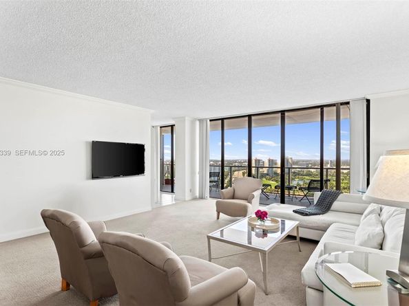 19500 Turnberry Way 26C, Aventura FL 33180