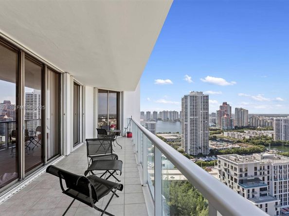 19500 Turnberry Way 26C, Aventura FL 33180