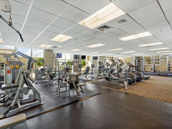1819 SE 17th St 906, Fort Lauderdale FL 33316