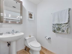 1819 SE 17th St 906, Fort Lauderdale FL 33316