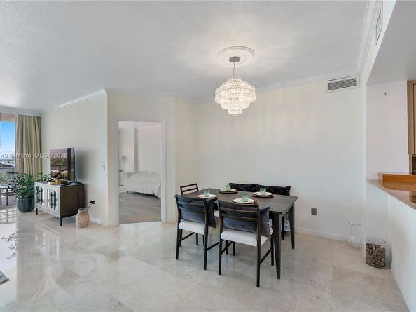 1819 SE 17th St 906, Fort Lauderdale FL 33316