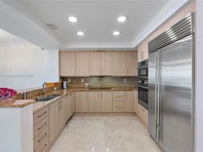 1819 SE 17th St 906, Fort Lauderdale FL 33316