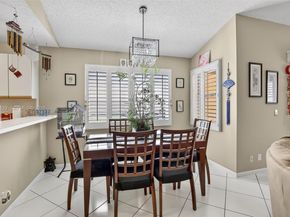 2897 Quail Run Ln, Davie FL 33328