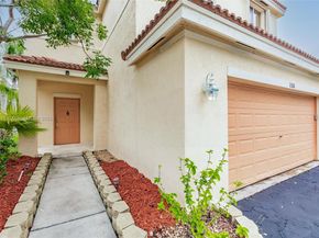 1326 Majesty Ter, Weston FL 33327