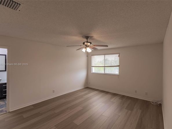 1326 Majesty Ter, Weston FL 33327
