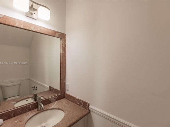 1326 Majesty Ter, Weston FL 33327