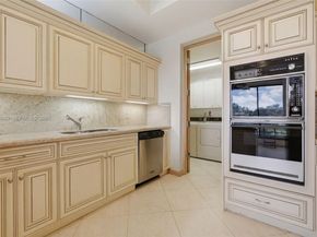7383 Orangewood Ln 301, Boca Raton FL 33433