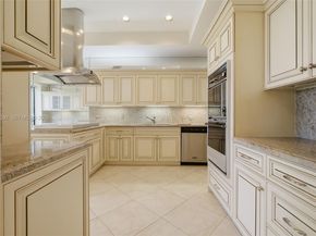 7383 Orangewood Ln 301, Boca Raton FL 33433