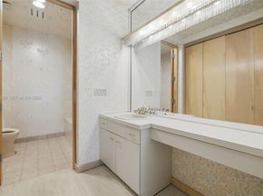 7383 Orangewood Ln 301, Boca Raton FL 33433