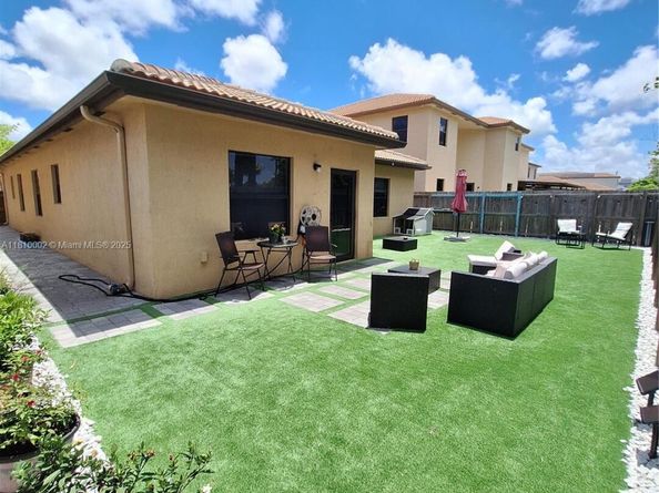 11845 SW 232nd Ln, Miami FL 33032