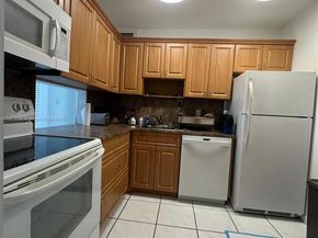 750 Michigan Ave 204, Miami Beach FL 33139