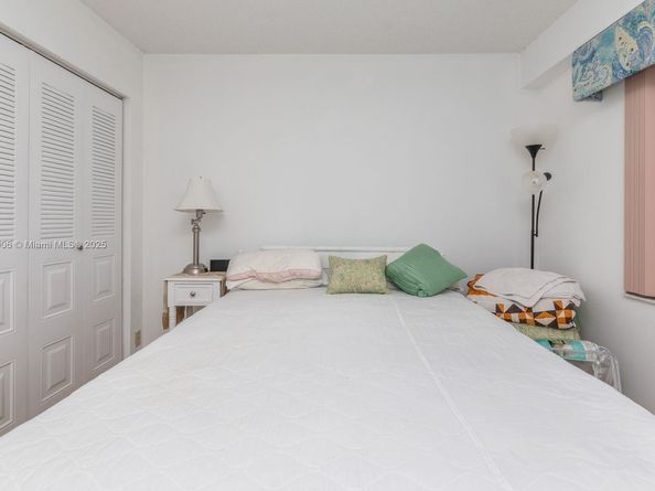 500 SW 130th Ter 407A, Pembroke Pines FL 33027