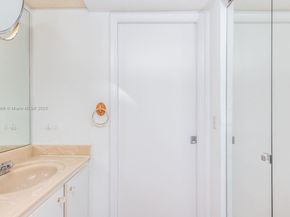 500 SW 130th Ter 407A, Pembroke Pines FL 33027