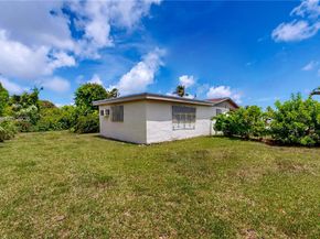22732 SW 113th Pl, Miami FL 33170