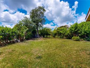 22732 SW 113th Pl, Miami FL 33170