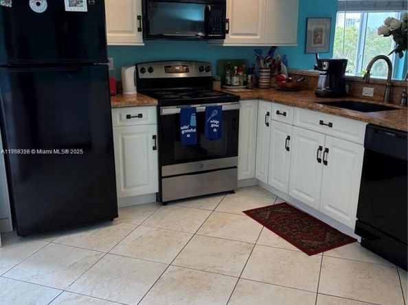 275 Palm Ave B201, Jupiter FL 33477